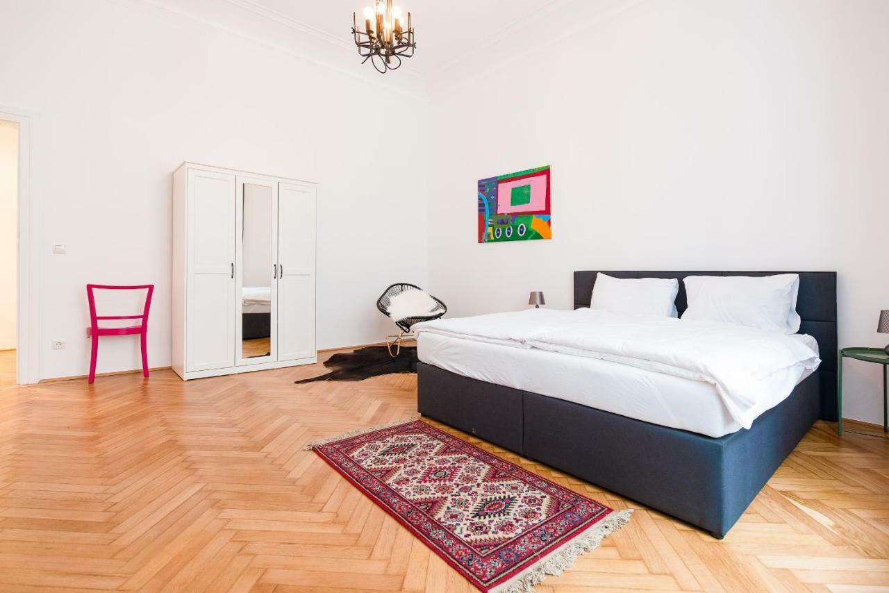 Grand Soho II Apartment Viena Exterior foto